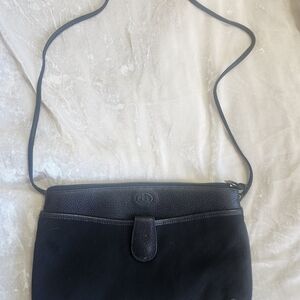 Elegant Black Leather Women's Bag